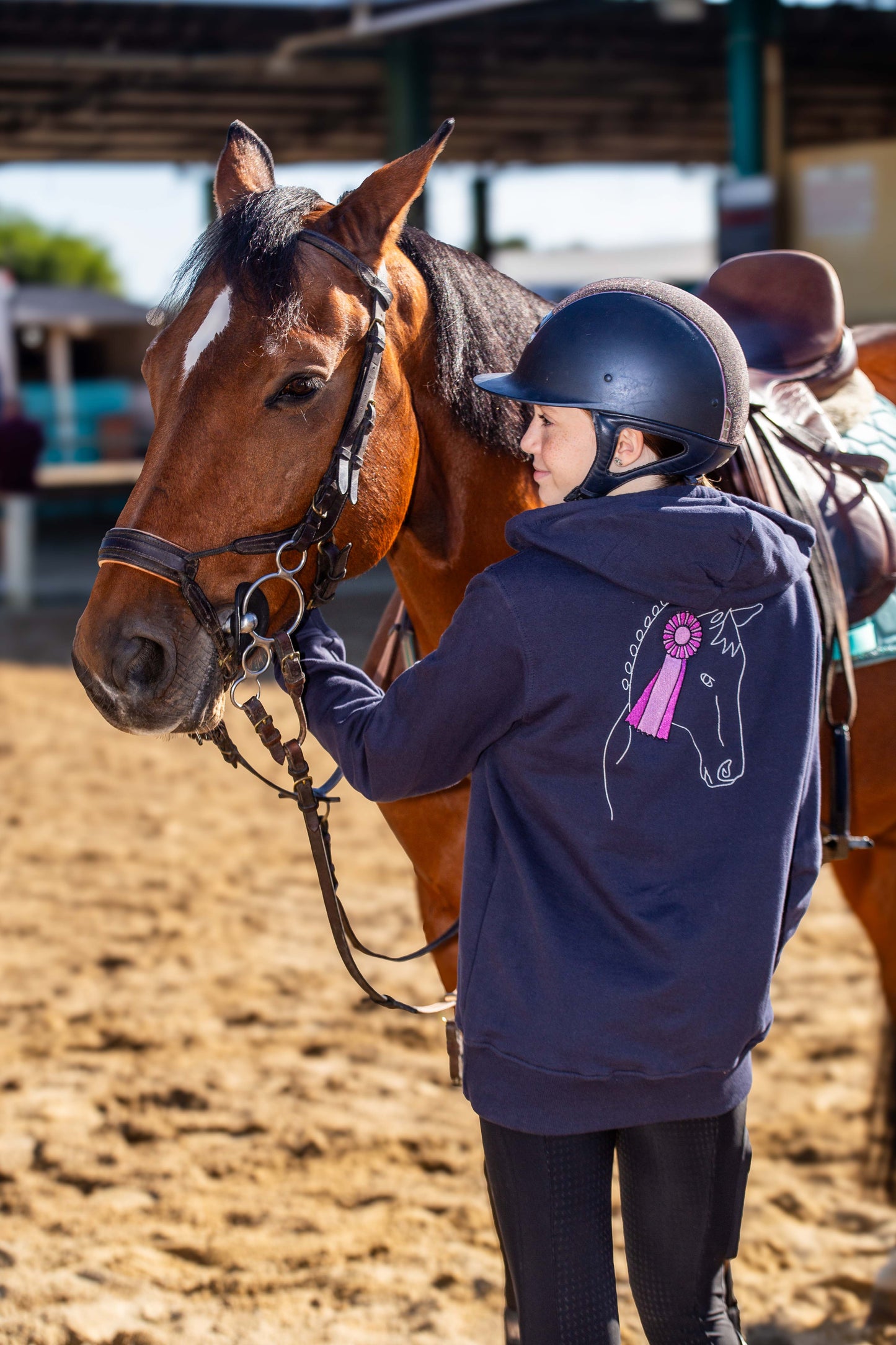 Moletom com ziper escarapela