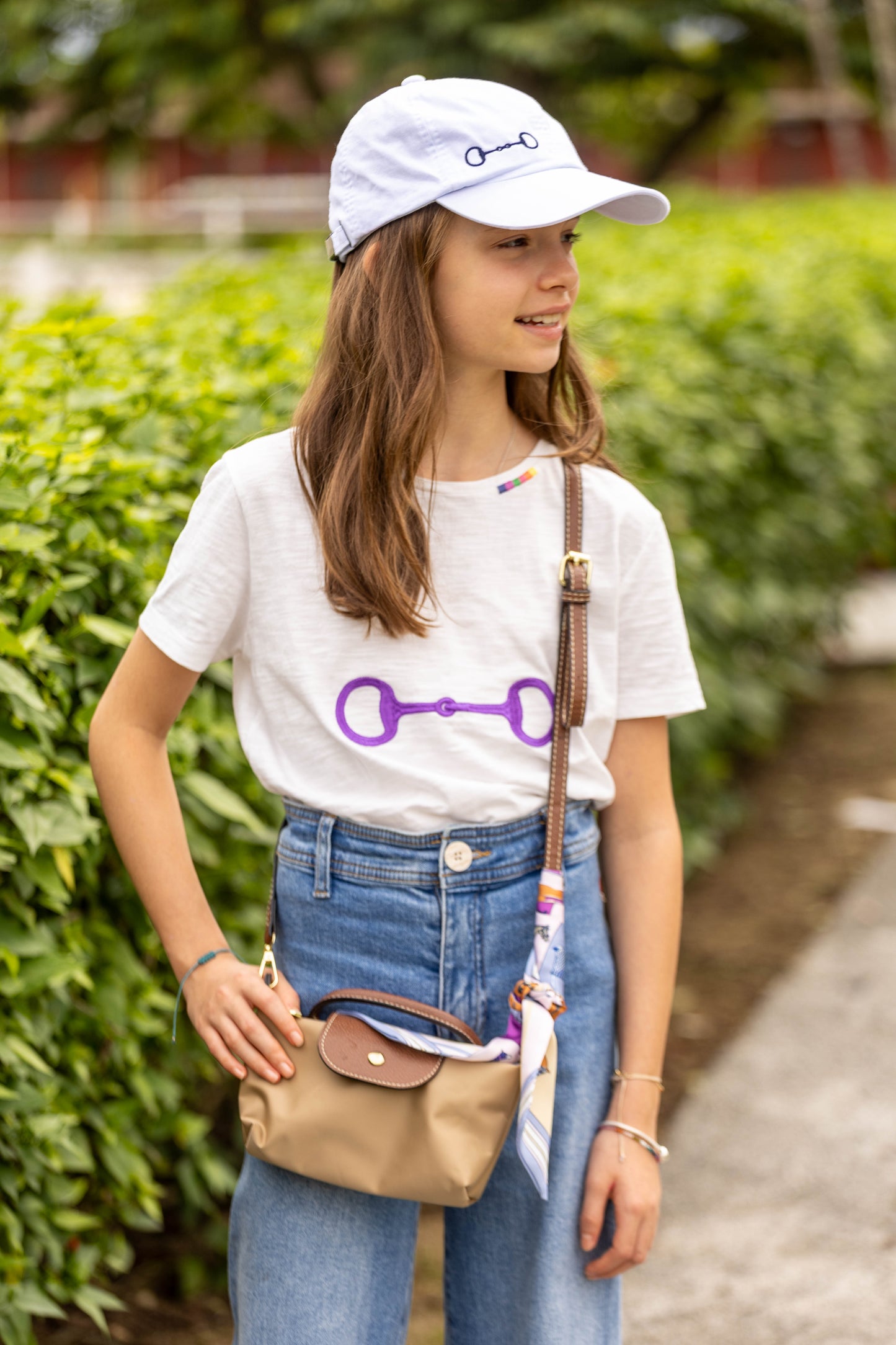 Camiseta bridão bordado