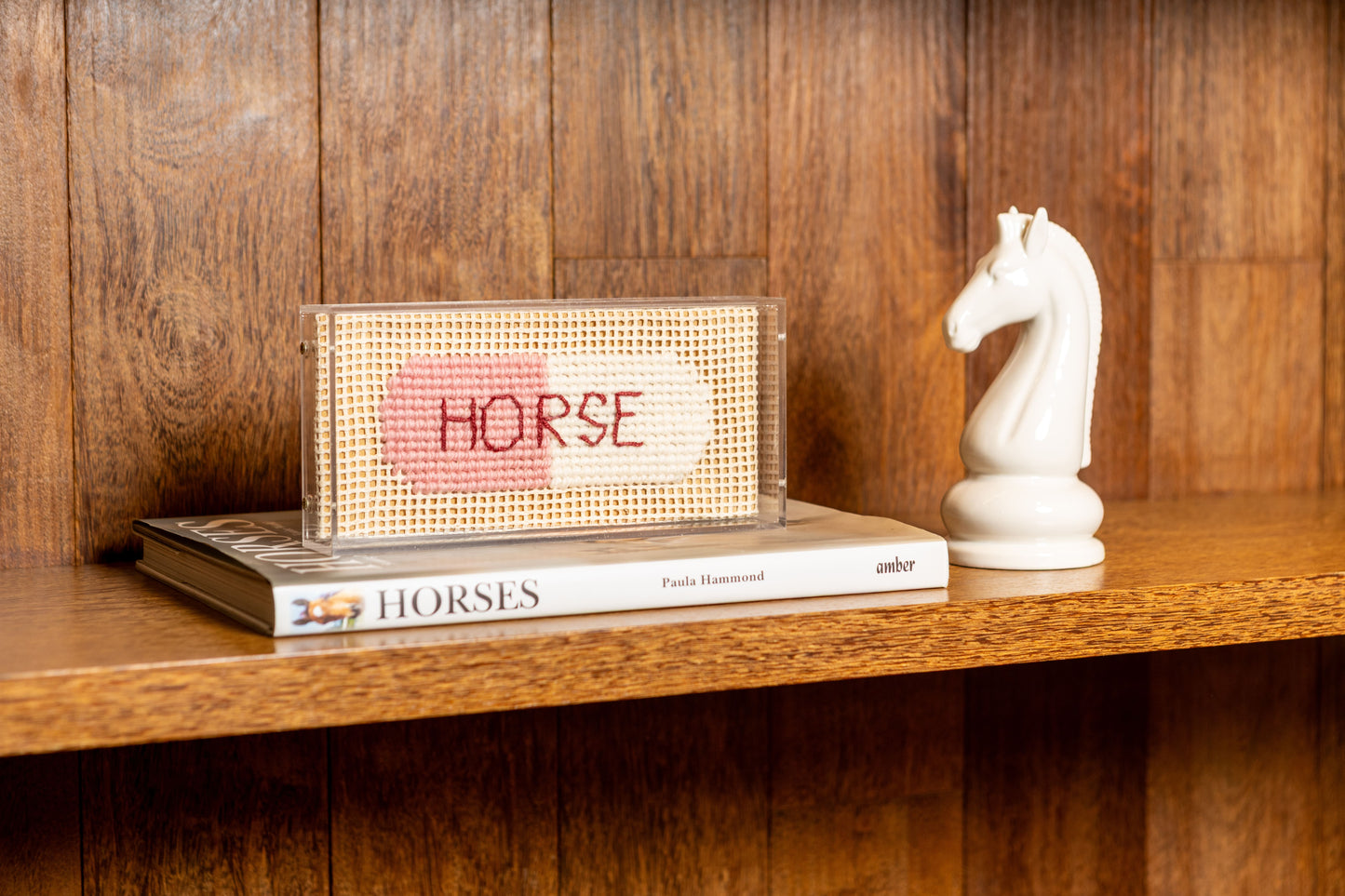 Quadro Tapeçaria Pílula