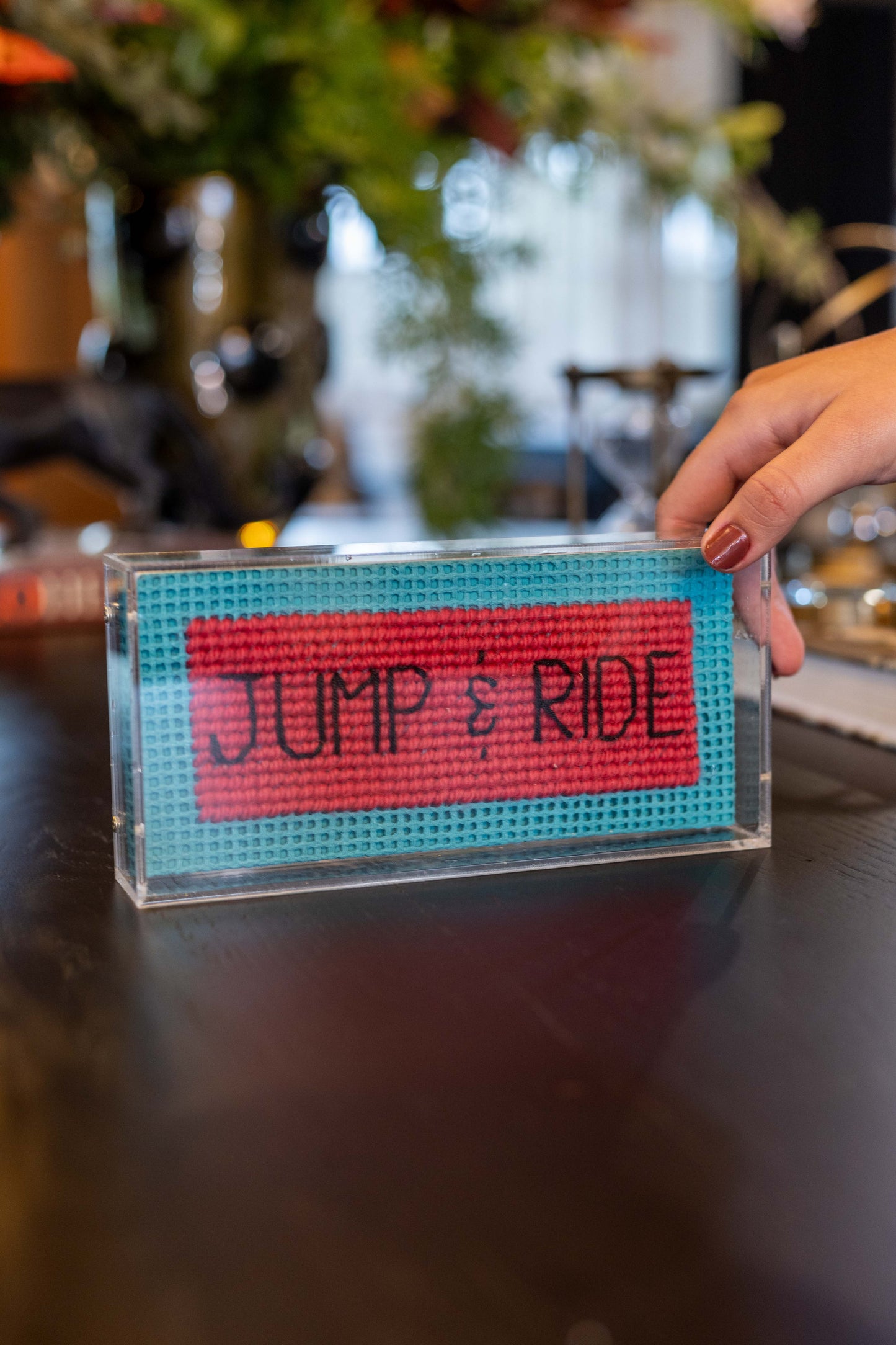 Quadro Tapeçaria Jump Ride