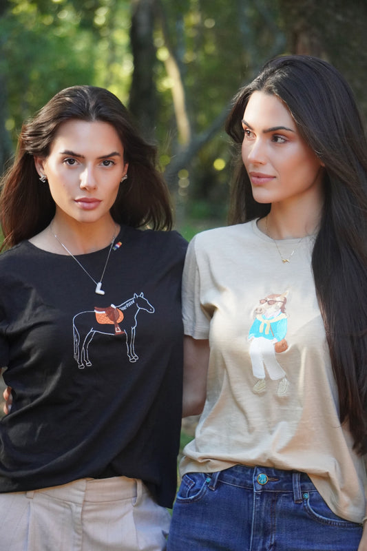 Camiseta Polo Horse Confy by Dani Miro - Bege